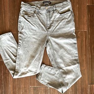 Calvin Klein Jeans Gray sz 31 skinny fit